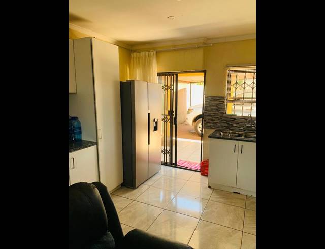 2 BEDROOM HOUSE FOR SALE IN VILLA LIZA